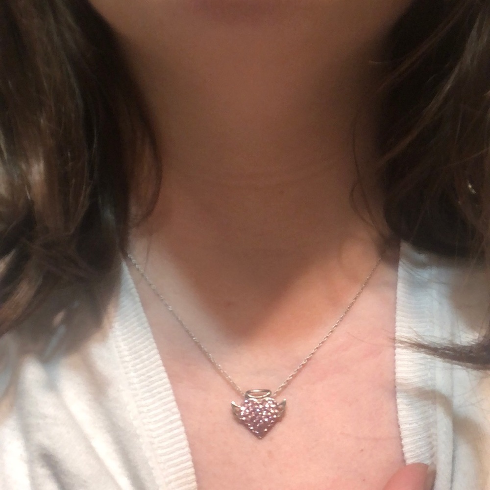 DiamonLuxe Sterling Silver Angel Heart pendant